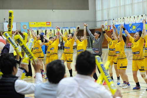 名古屋は会場をチームカラーの黄色に染めてソニー撃破をめざす